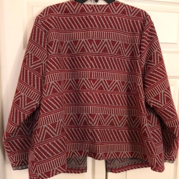 Patterned Jacket - Picture 4 of 4